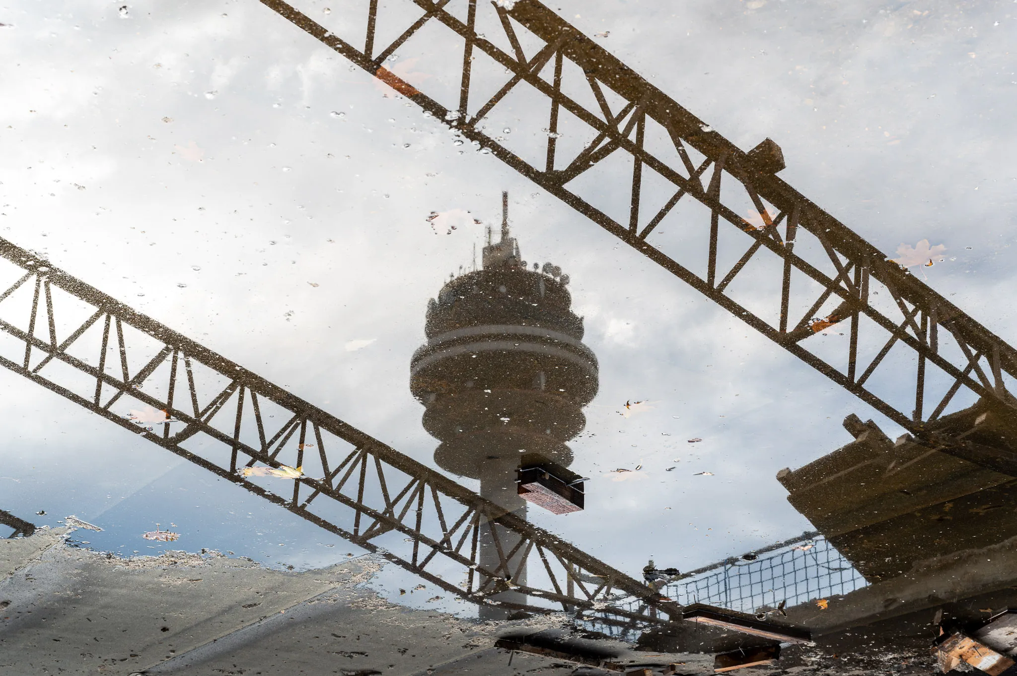 Lattice girders and the tower – Foto Arsenal Wien construction site, October 2023