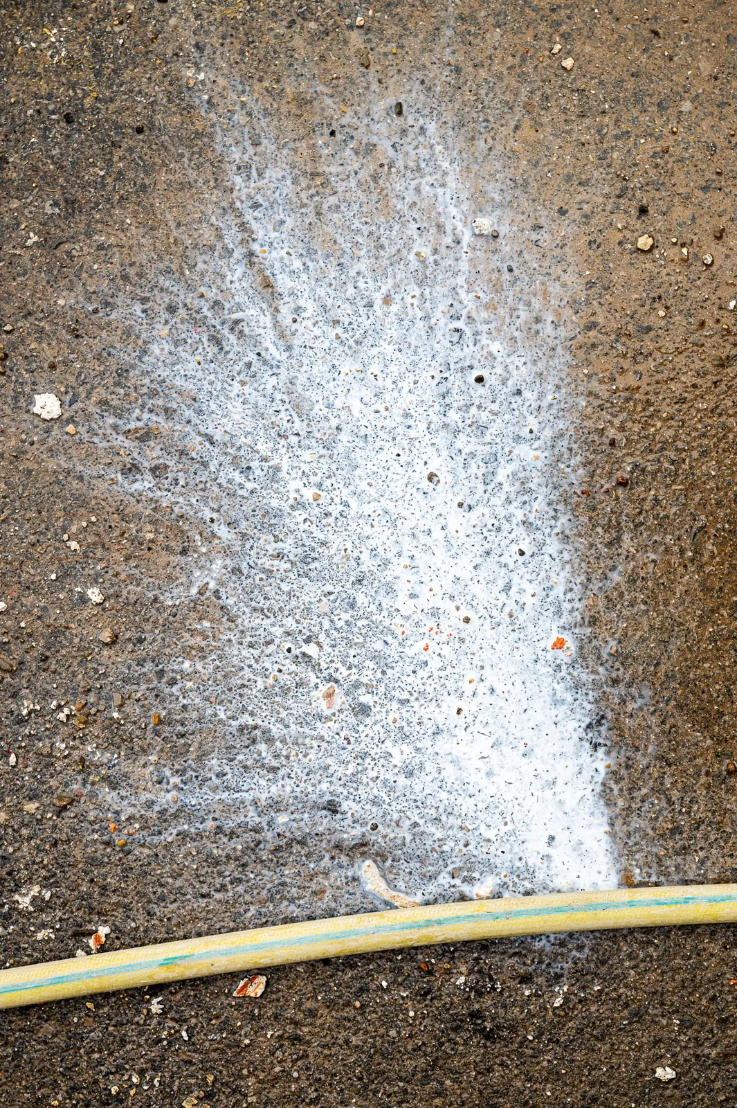 Efflorescence on concrete – Foto Arsenal Wien construction site, October 2023