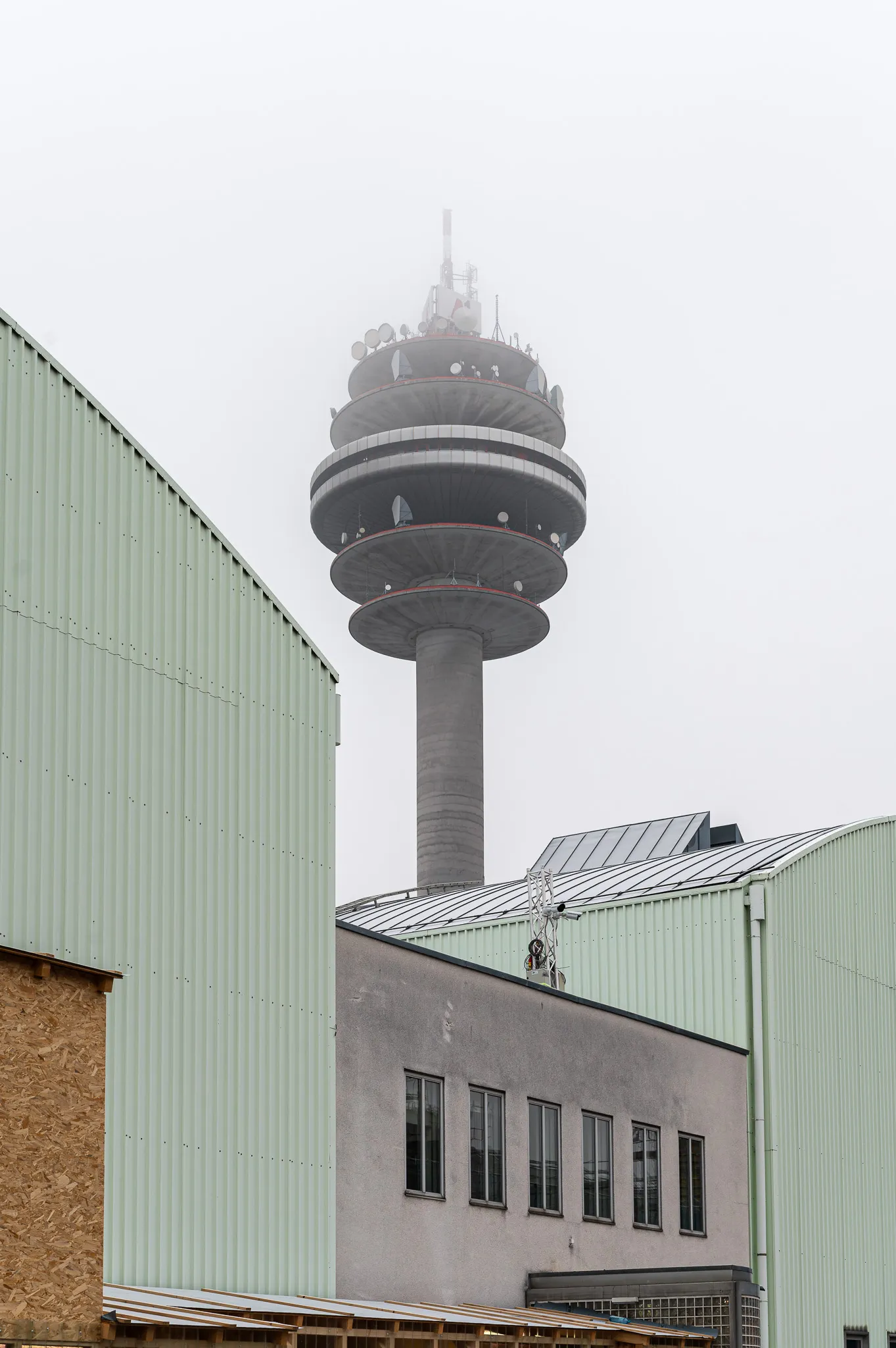 The tower in the fog – Foto Arsenal Wien construction site, January 2024